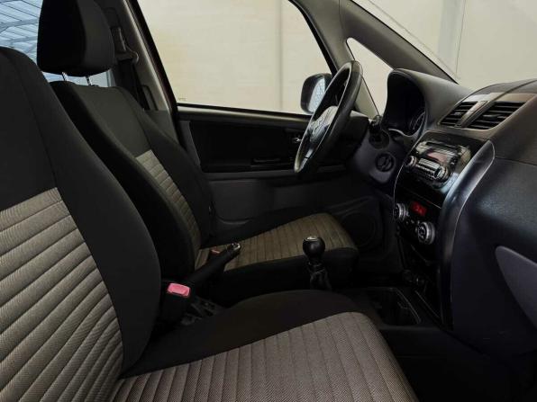 Suzuki SX4 I (Classic) Рестайлинг с пробегом 2010 года, цена 595 000 рублей, 246572 км, хэтчбек, Автокод Объявления