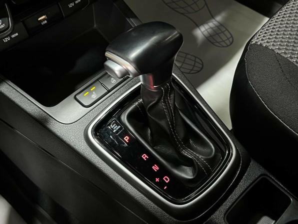 Kia Rio IV Рестайлинг с пробегом 2021 года, цена 1 450 000 рублей, 186045 км, хэтчбек, Автокод Объявления