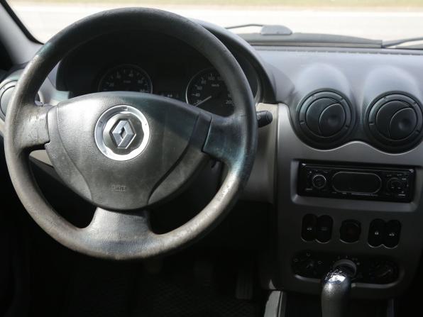 Renault Logan I Рестайлинг с пробегом 2011 года, цена 295 000 рублей, 192745 км, седан, Автокод Объявления