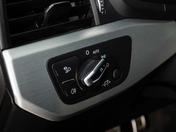 Audi A4 V (B9) с пробегом 2017 года, цена 2 143 000 рублей, 212000 км, седан, Автокод Объявления