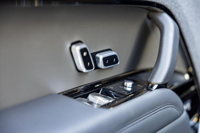 Новый Land Rover Range Rover Sport III 2025 года, цена 20 452 900 рублей, внедорожник, Автокод Объявления