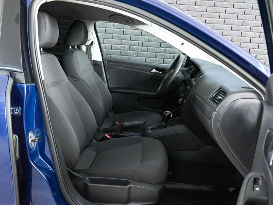 Volkswagen Jetta VI Рестайлинг Екатеринбург  - изображение 13