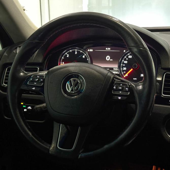 Volkswagen Touareg II Рестайлинг Москва  - изображение 9