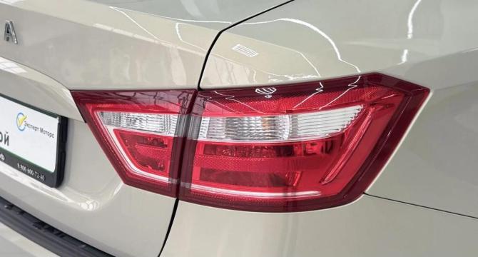 Lada (ВАЗ) Vesta I с пробегом 2021 года, цена 1 089 000 рублей, 67950 км, седан, Автокод Объявления