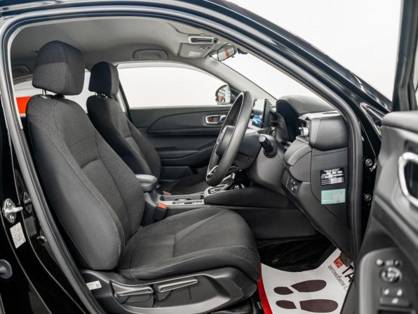 Honda Vezel II с пробегом 2021 года, цена 2 385 000 рублей, 23272 км, внедорожник, Автокод Объявления