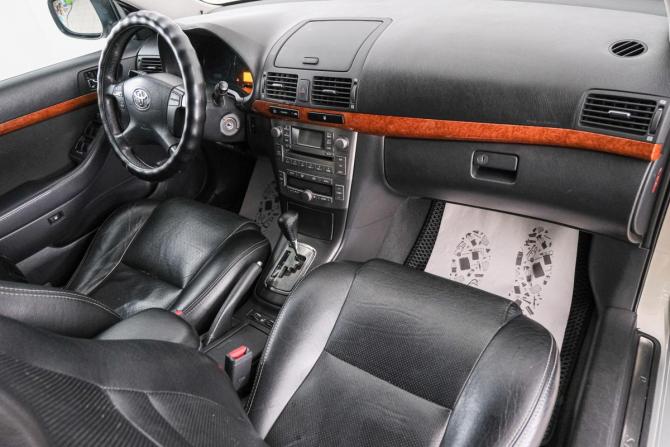 Toyota Avensis II Рестайлинг с пробегом 2008 года, цена 949 000 рублей, 272000 км, седан, Автокод Объявления