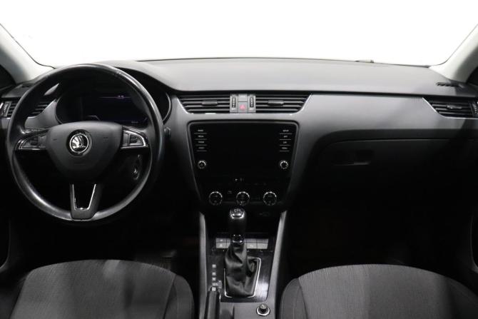 Skoda Octavia III (A7) Рестайлинг с пробегом 2018 года, цена 1 907 000 рублей, 78327 км, лифтбек, Автокод Объявления
