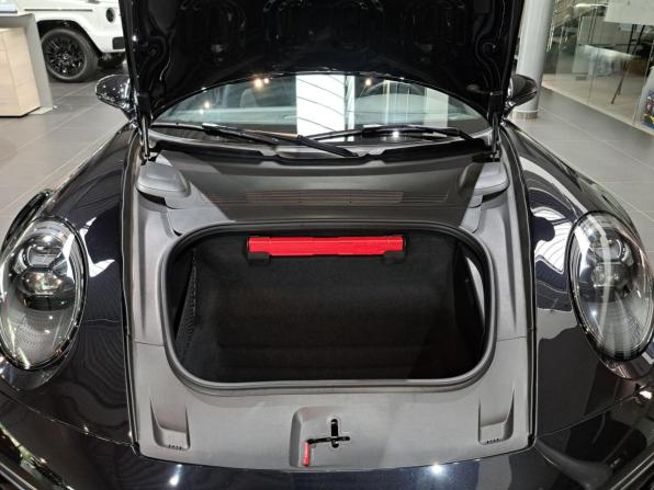 Porsche 911 VIII (992) с пробегом 2019 года, цена 14 900 000 рублей, 16859 км, купе, Автокод Объявления