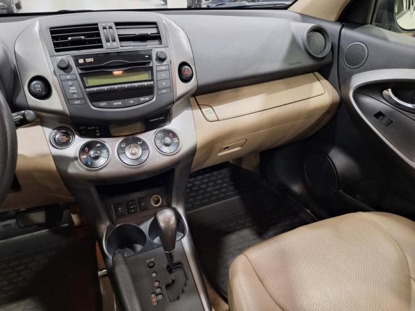 Toyota RAV4 III (XA30) Рестайлинг с пробегом 2012 года, цена 1 645 000 рублей, 127086 км, внедорожник, Автокод Объявления
