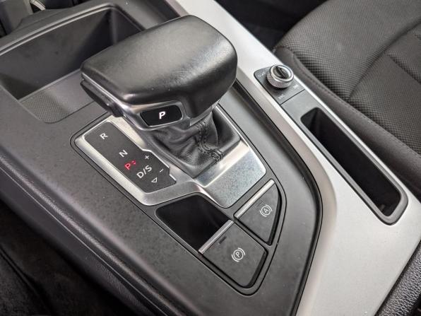 Audi A4 V (B9) с пробегом 2020 года, цена 2 795 000 рублей, 101712 км, универсал, Автокод Объявления