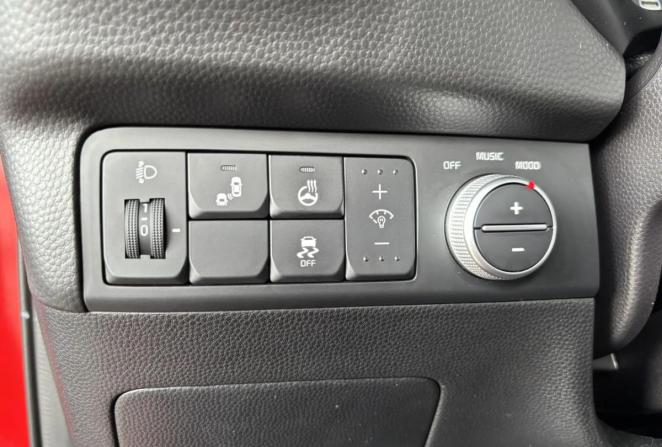 Kia Soul II Рестайлинг с пробегом 2018 года, цена 1 785 000 рублей, 34234 км, хэтчбек, Автокод Объявления