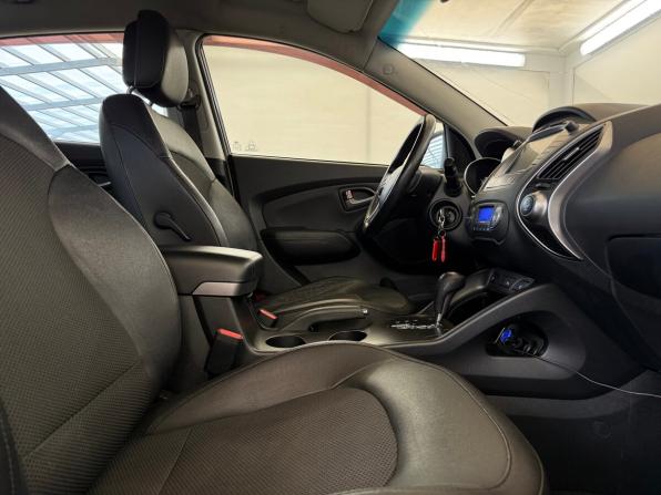 Hyundai ix35 I Рестайлинг с пробегом 2014 года, цена 1 220 000 рублей, 230714 км, внедорожник, Автокод Объявления