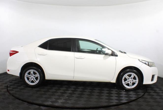 Toyota Corolla XI (E160 E170 E180) с пробегом 2013 года, цена 1 200 000 рублей, 180035 км, седан, Автокод Объявления