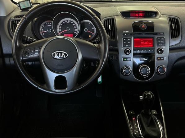 Kia Cerato II с пробегом 2011 года, цена 899 000 рублей, 160303 км, седан, Автокод Объявления