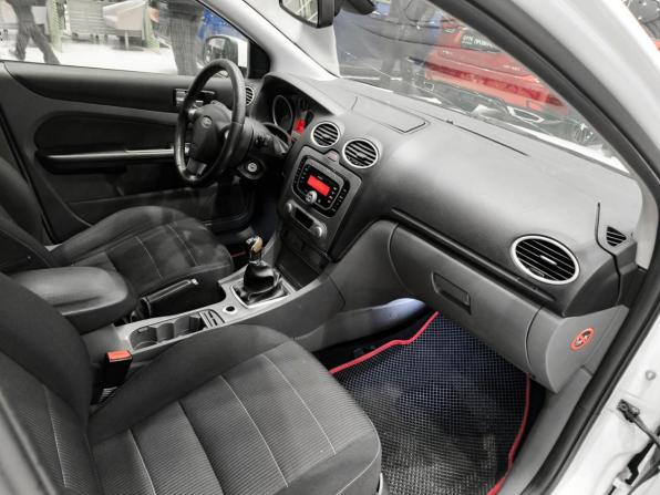 Ford Focus II Рестайлинг с пробегом 2011 года, цена 499 000 рублей, 270691 км, хэтчбек, Автокод Объявления