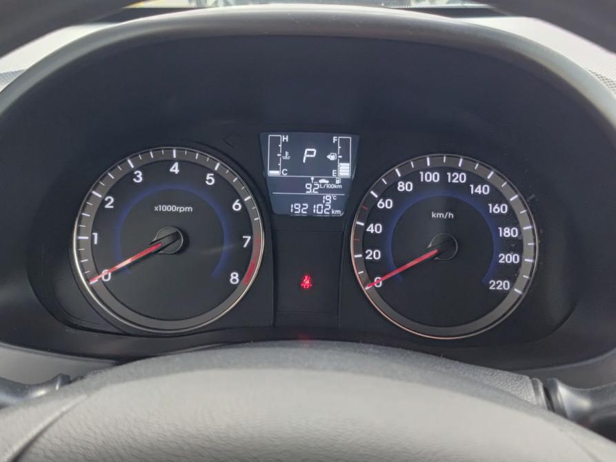 Hyundai Solaris I Рестайлинг Ижевск  - изображение 16