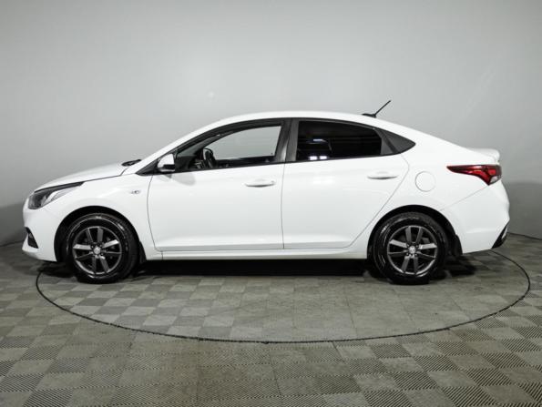 Hyundai Solaris II с пробегом 2018 года, цена 1 189 700 рублей, 127079 км, седан, Автокод Объявления