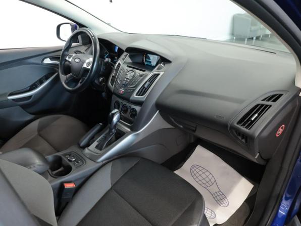 Ford Focus III с пробегом 2015 года, цена 950 000 рублей, 150247 км, седан, Автокод Объявления