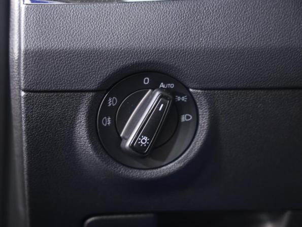Skoda Octavia III (A7) Рестайлинг с пробегом 2018 года, цена 2 059 000 рублей, 127703 км, лифтбек, Автокод Объявления