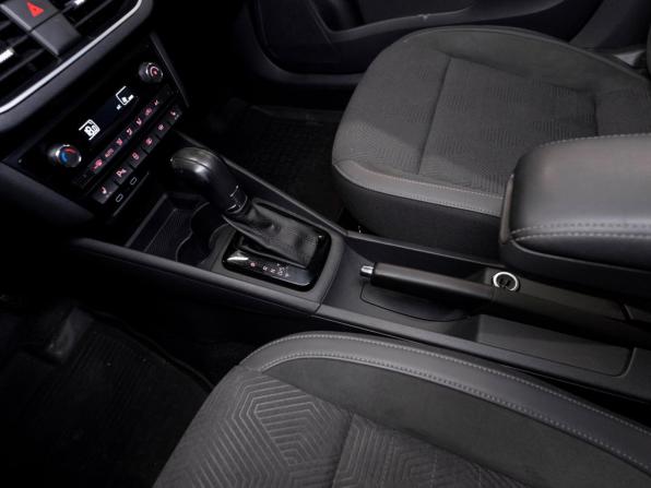 Volkswagen Polo VI с пробегом 2022 года, цена 1 850 000 рублей, 62929 км, лифтбек, Автокод Объявления