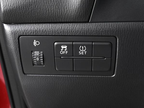 Mazda 3 III (BM) с пробегом 2014 года, цена 1 179 000 рублей, 252307 км, седан, Автокод Объявления