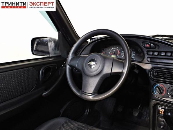 Chevrolet Niva I Рестайлинг с пробегом 2015 года, цена 587 000 рублей, 125000 км, внедорожник, Автокод Объявления