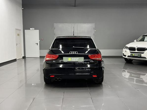 Audi A1 I (8X) с пробегом 2011 года, цена 845 000 рублей, 162347 км, хэтчбек, Автокод Объявления