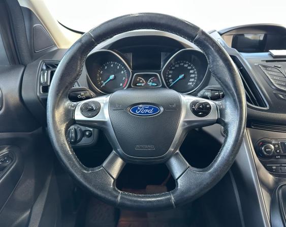 Ford Kuga II с пробегом 2016 года, цена 1 000 000 рублей, 190436 км, внедорожник, Автокод Объявления