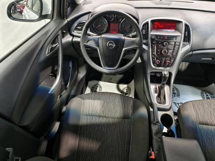 Opel Astra J Рестайлинг Курск  - изображение 9