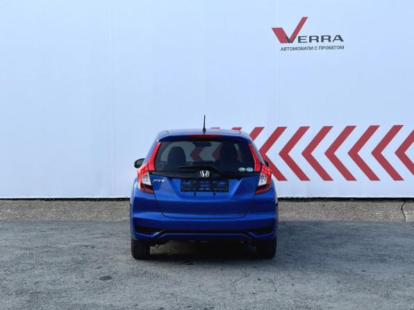 Honda Fit III Рестайлинг с пробегом 2018 года, цена 1 220 000 рублей, 68624 км, хэтчбек, Автокод Объявления