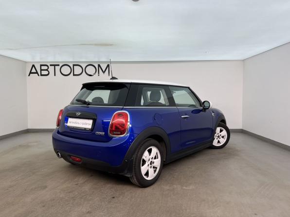 Mini Hatch III (F55/F56) Рестайлинг с пробегом 2018 года, цена 1 480 000 рублей, 148541 км, хэтчбек, Автокод Объявления