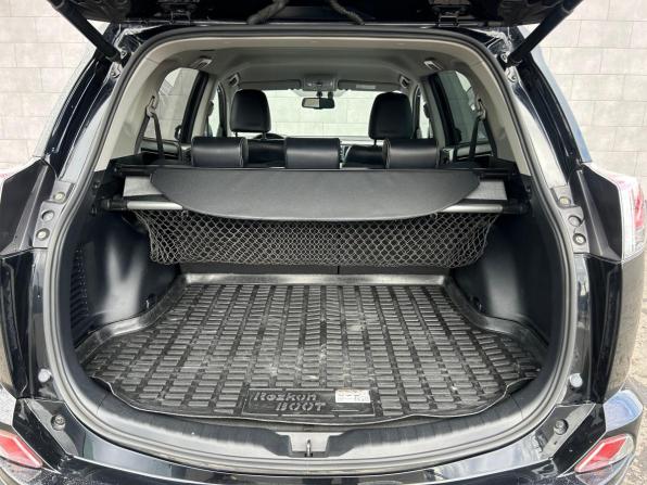 Toyota RAV4 IV (XA40) Рестайлинг с пробегом 2018 года, цена 2 590 000 рублей, 102036 км, внедорожник, Автокод Объявления