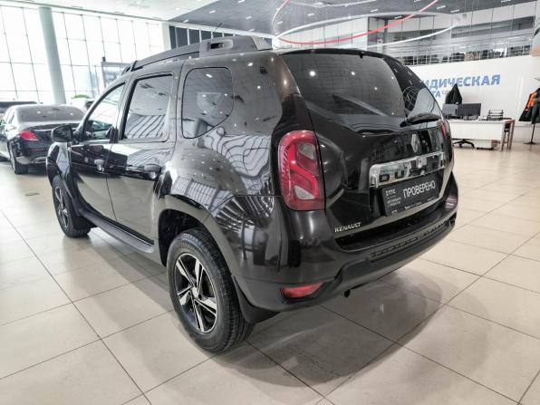 Renault Duster I Рестайлинг с пробегом 2015 года, цена 1 020 000 рублей, 106234 км, внедорожник, Автокод Объявления