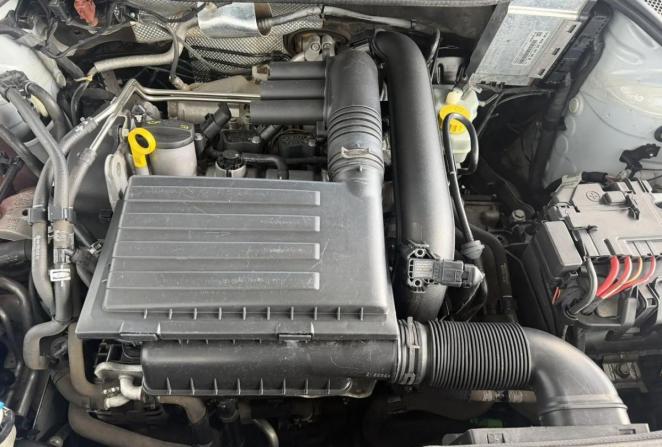 Volkswagen Polo V Рестайлинг с пробегом 2018 года, цена 1 349 000 рублей, 127456 км, седан, Автокод Объявления