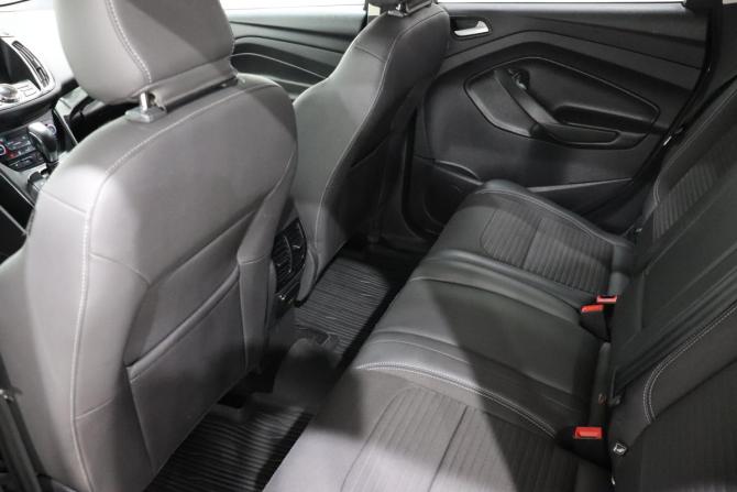 Ford Kuga II Рестайлинг с пробегом 2018 года, цена 1 580 000 рублей, 92149 км, внедорожник, Автокод Объявления