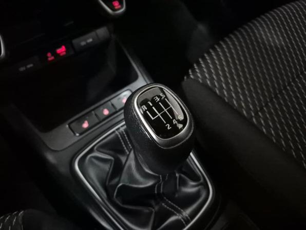 Kia Rio IV с пробегом 2019 года, цена 1 340 000 рублей, 100056 км, седан, Автокод Объявления