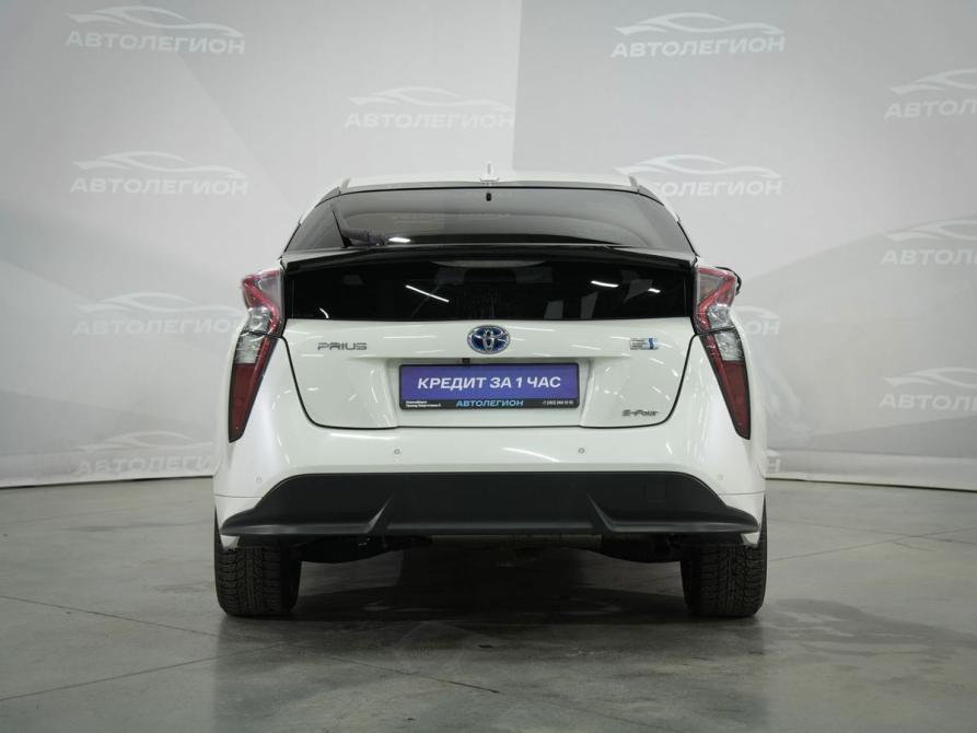 Toyota Prius IV (XW50) Новосибирск  - изображение 6
