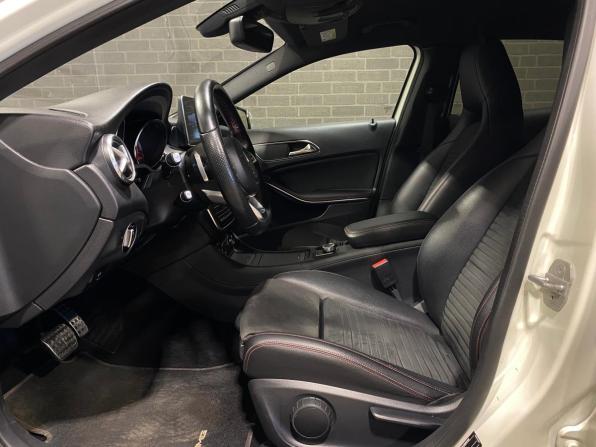 Mercedes-Benz GLA I (X156) с пробегом 2016 года, цена 2 000 000 рублей, 221782 км, внедорожник, Автокод Объявления