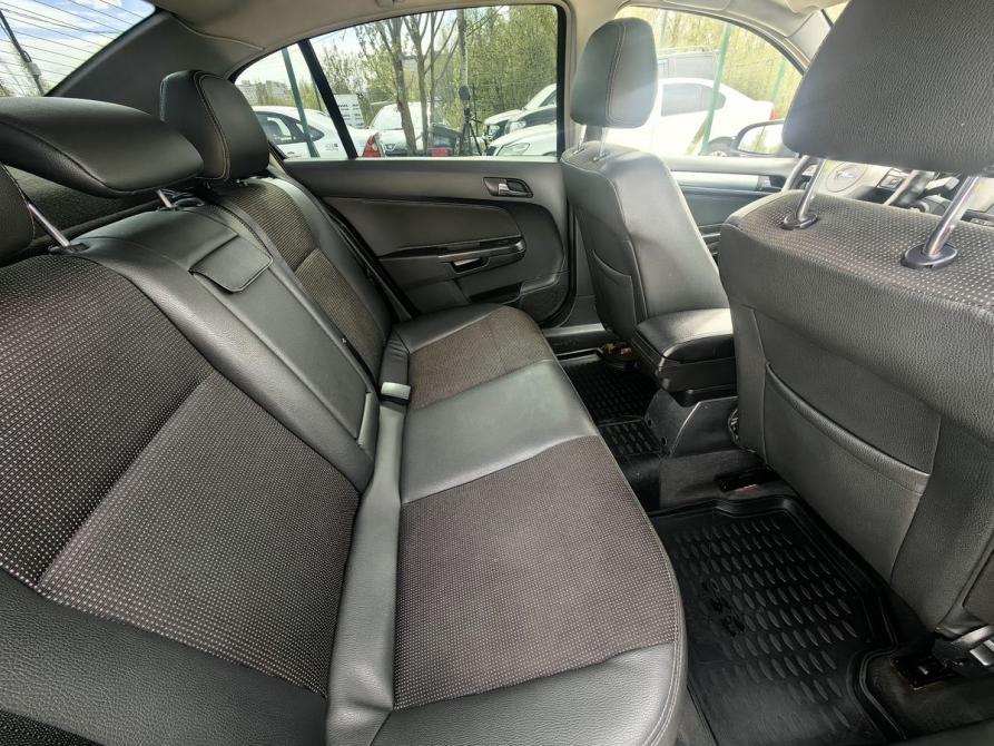 Opel Astra H Рестайлинг Санкт-Петербург  - изображение 13