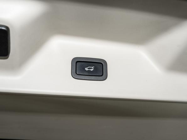 Land Rover Range Rover IV с пробегом 2014 года, цена 3 800 000 рублей, 181000 км, внедорожник, Автокод Объявления