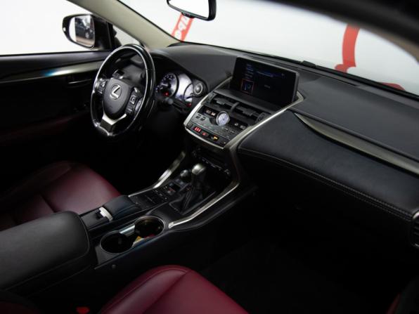 Lexus NX I Рестайлинг с пробегом 2020 года, цена 3 190 000 рублей, 170602 км, внедорожник, Автокод Объявления