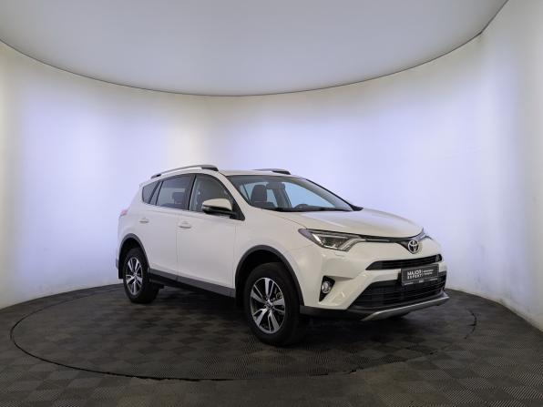 Toyota RAV4 IV (XA40) Рестайлинг с пробегом 2018 года, цена 2 350 000 рублей, 97521 км, внедорожник, Автокод Объявления