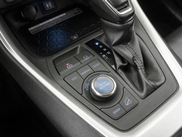 Toyota RAV4 V (XA50) с пробегом 2020 года, цена 2 620 000 рублей, 202450 км, внедорожник, Автокод Объявления