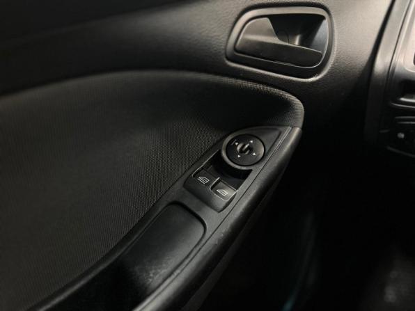 Ford Focus III с пробегом 2012 года, цена 599 000 рублей, 258000 км, седан, Автокод Объявления