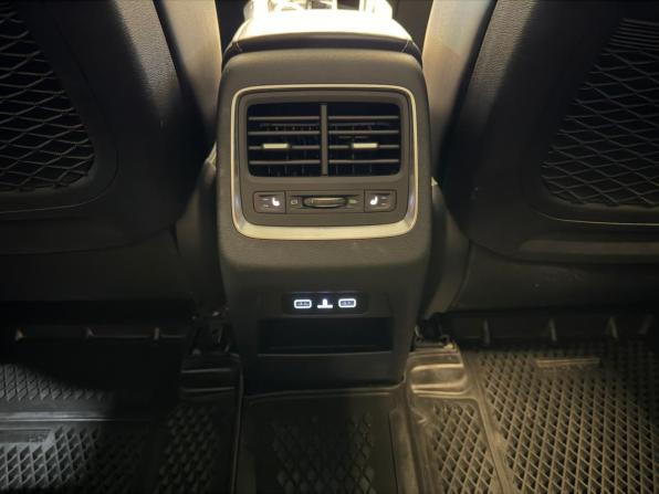 Geely Atlas Pro с пробегом 2022 года, цена 1 899 000 рублей, 72000 км, внедорожник, Автокод Объявления