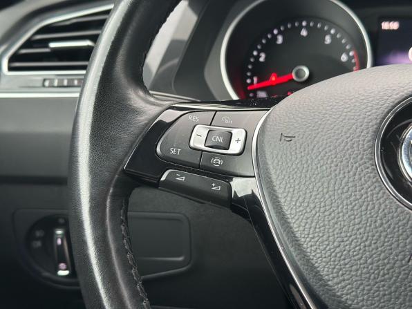 Volkswagen Tiguan II с пробегом 2020 года, цена 2 589 000 рублей, 36980 км, внедорожник, Автокод Объявления