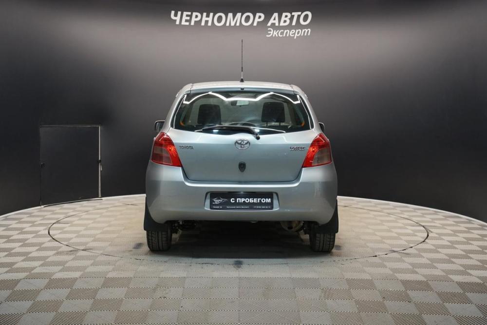Toyota Yaris II Крым  - изображение 4
