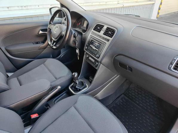 Volkswagen Polo V Рестайлинг с пробегом 2016 года, цена 1 015 000 рублей, 168363 км, седан, Автокод Объявления
