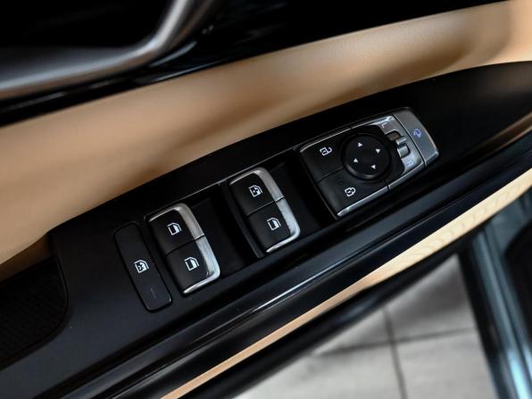 Kia Carnival IV с пробегом 2020 года, цена 3 280 000 рублей, 154990 км, минивэн, Автокод Объявления