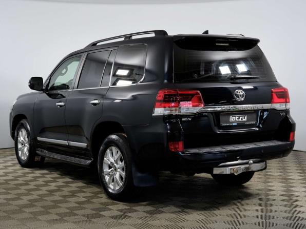 Toyota Land Cruiser 200 Series Рестайлинг 2 с пробегом 2015 года, цена 4 325 000 рублей, 282459 км, внедорожник, Автокод Объявления
